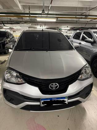 TOYOTA ETIOS 1.3 X 16V FLEX 4P AUTOMÁTICO TOYOTA ETIOS 1.3 X 16V FLEX 4P AUTOMÁTICO